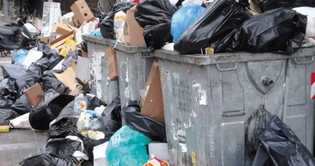 Σκουπίδια Εύβοια