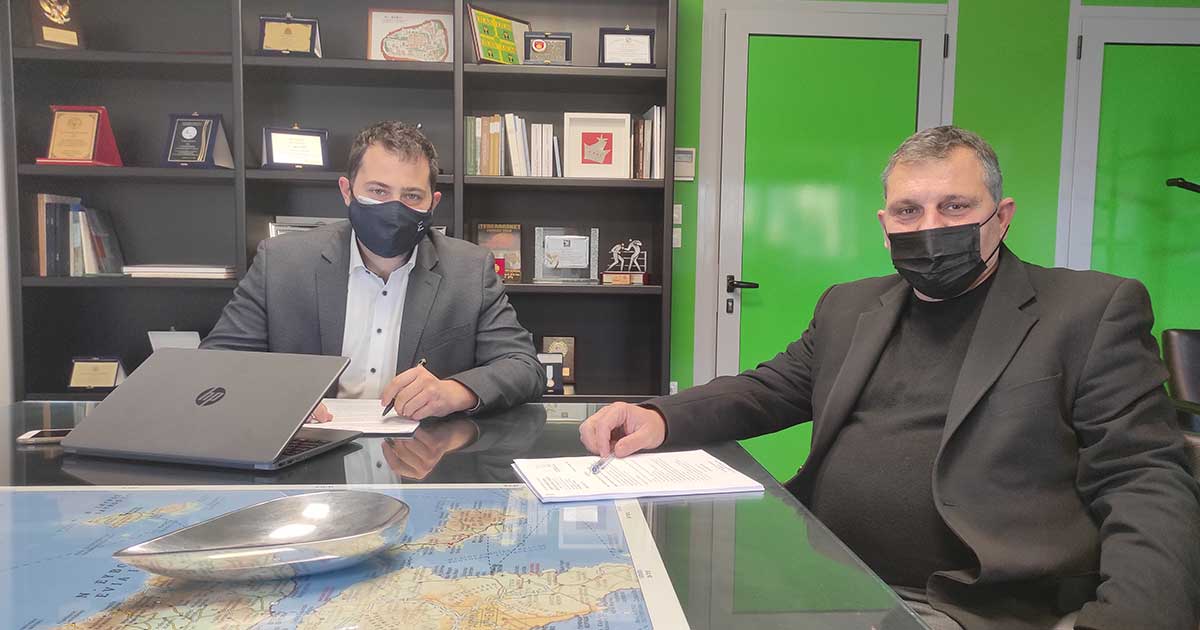 Δημοτική βιβλιοθήκη θα αποκτήσουν τα Στύρα