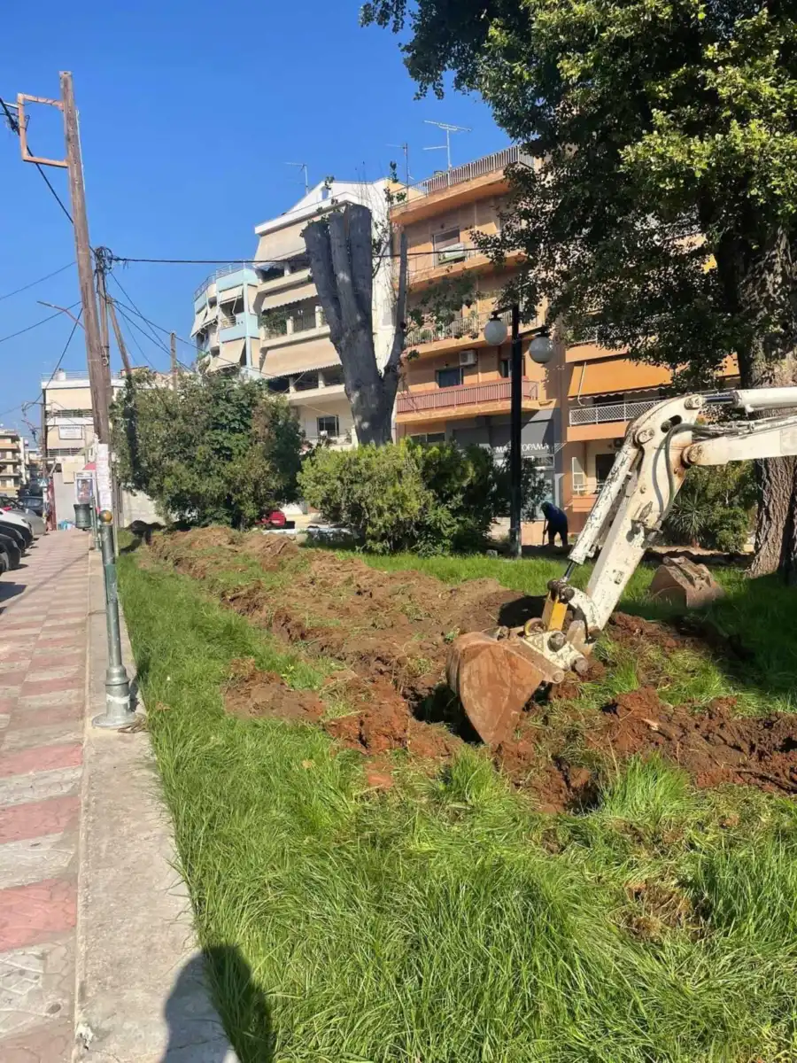 Αναβαθμίζεται ο κοινόχρηστος χώρος πρασίνου στη Νεάπολη