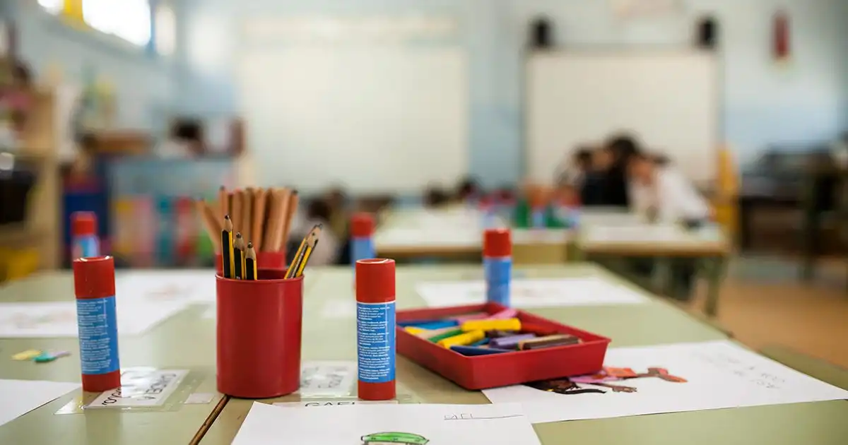 Δημοτικό, Μαθητές, Σχολείο