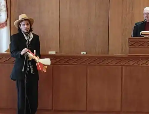 Πρωτιά για μαθητή του ΓΕΛ Δροσιάς στον Πανελλαδικό Διαγωνισμό Φιλοσοφίας. Στην Ολυμπιάδα Φιλοσοφίας ο Ιάσονας Πάνος