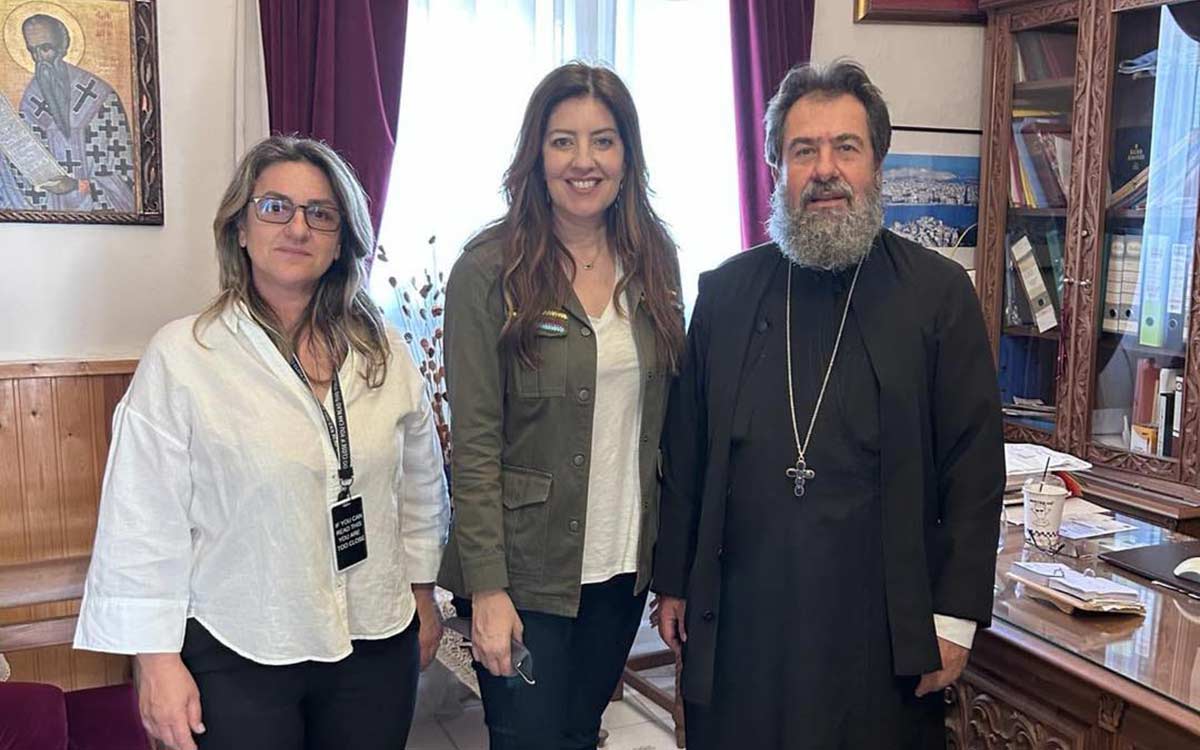 Επίσκεψη Καραμπατσώλη στο Βησσαριώνειο Εκκλησιαστικό Γηροκομείο Ιστιαίας