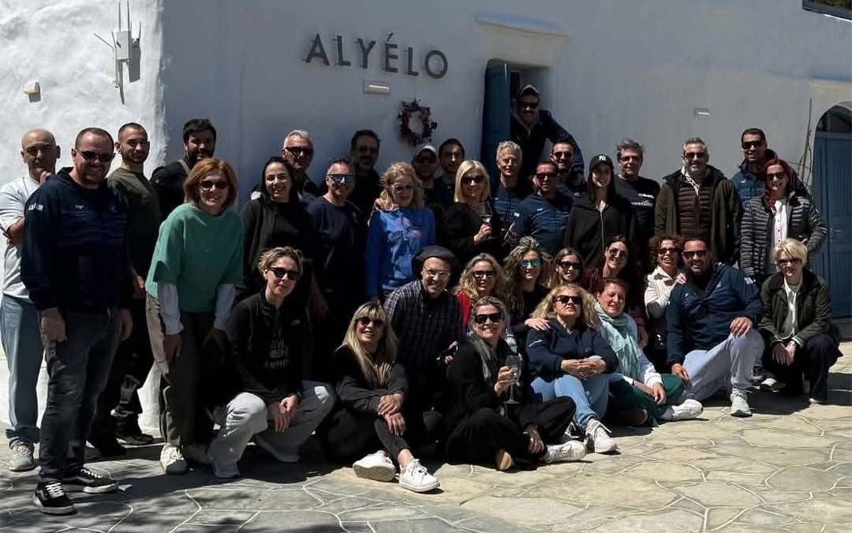 Με μεγάλη επιτυχία το «Κύμα Φροντίδας» στη Σίφνο – Δωρεάν εξετάσεις και ιστορική αδελφοποίηση Ιατρικών Συλλόγων