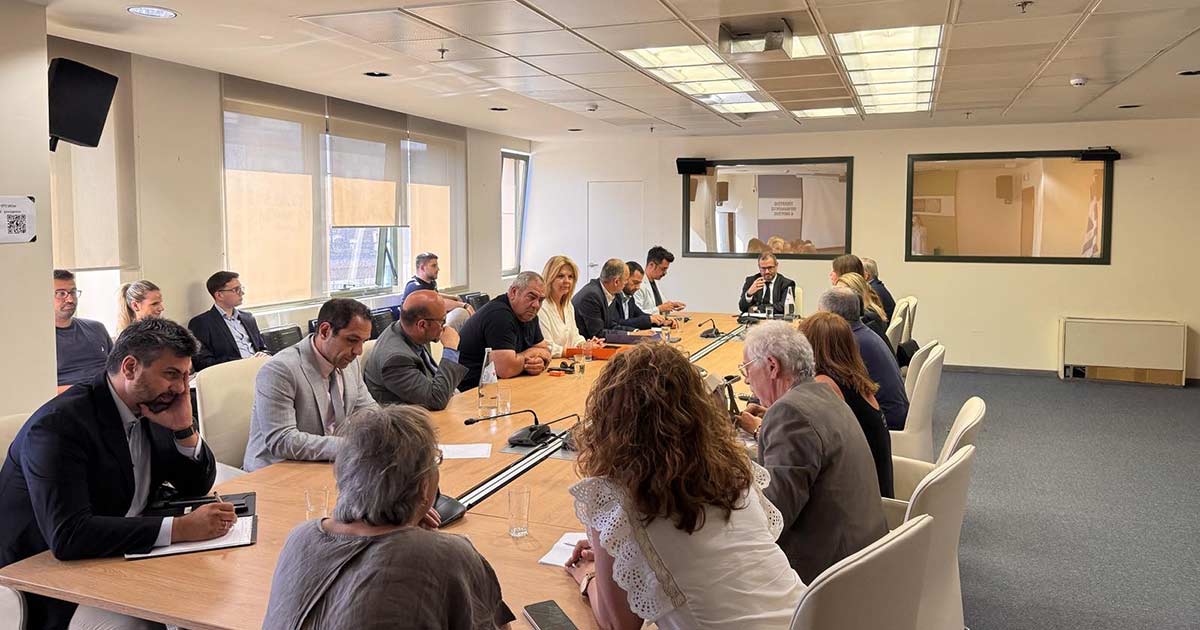 Στη συνάντηση με τον Υφυπουργό Περιβάλλοντος κι Ενέργειας για το καλώδιο στον Μύτικα ο Δήμος Χαλκιδέων