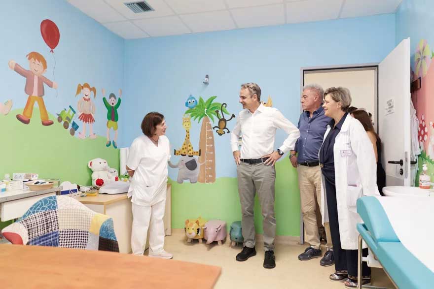 Ο Κυριάκος Μητσοτάκης επισκέφθηκε την Βόρεια Εύβοια. Την Άνοιξη του 2027 οι εκλογές